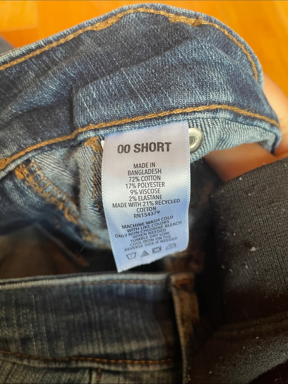 Aeropostale Low Rise Flare Jeans - Picture 3 of 4